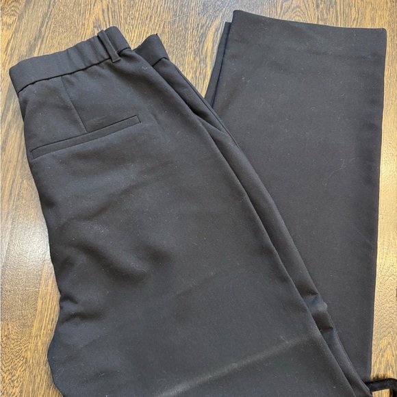 Abercrombie Tailored Relaxed Straight Pant - 32 LONG - Picture 3 of 3